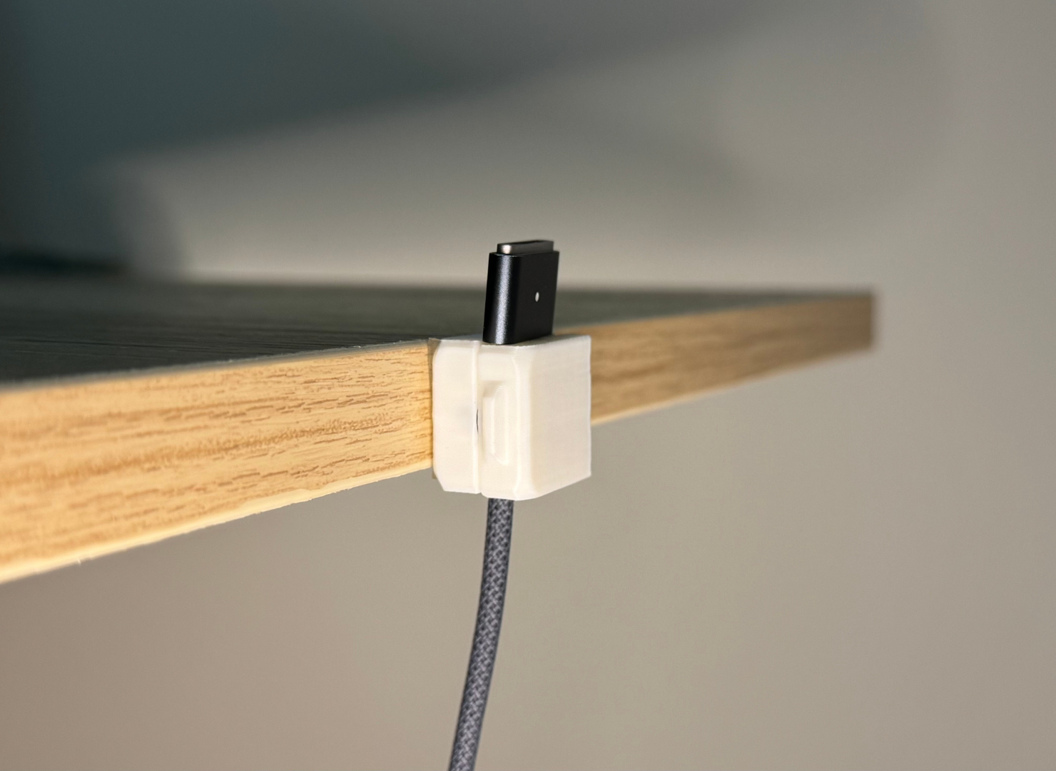 Mıknatıslı Kablo Tutucu (2 adet)